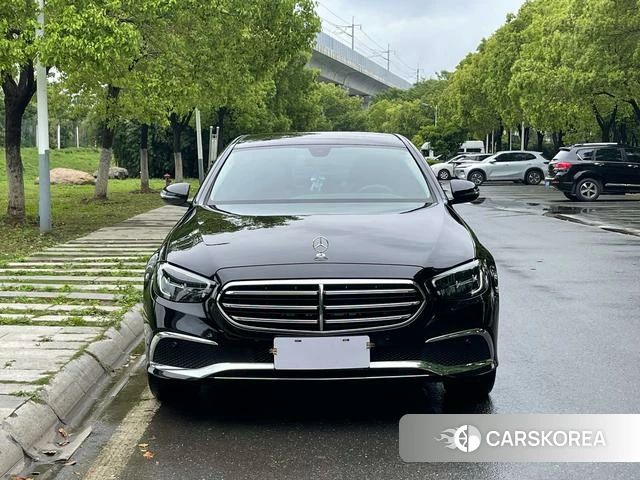 Mercedes-Benz E-class id 4260366 из Китая 14