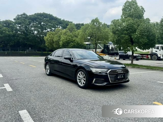 Audi A6L id 4393796 из Китая 7