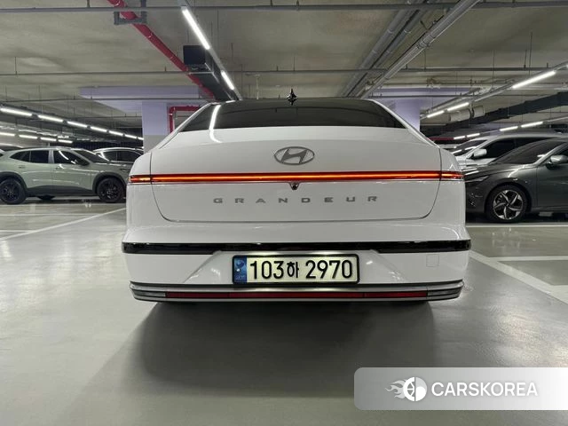 Hyundai Grandeur Hybrid (GN7) id 4523727 из Кореи 14