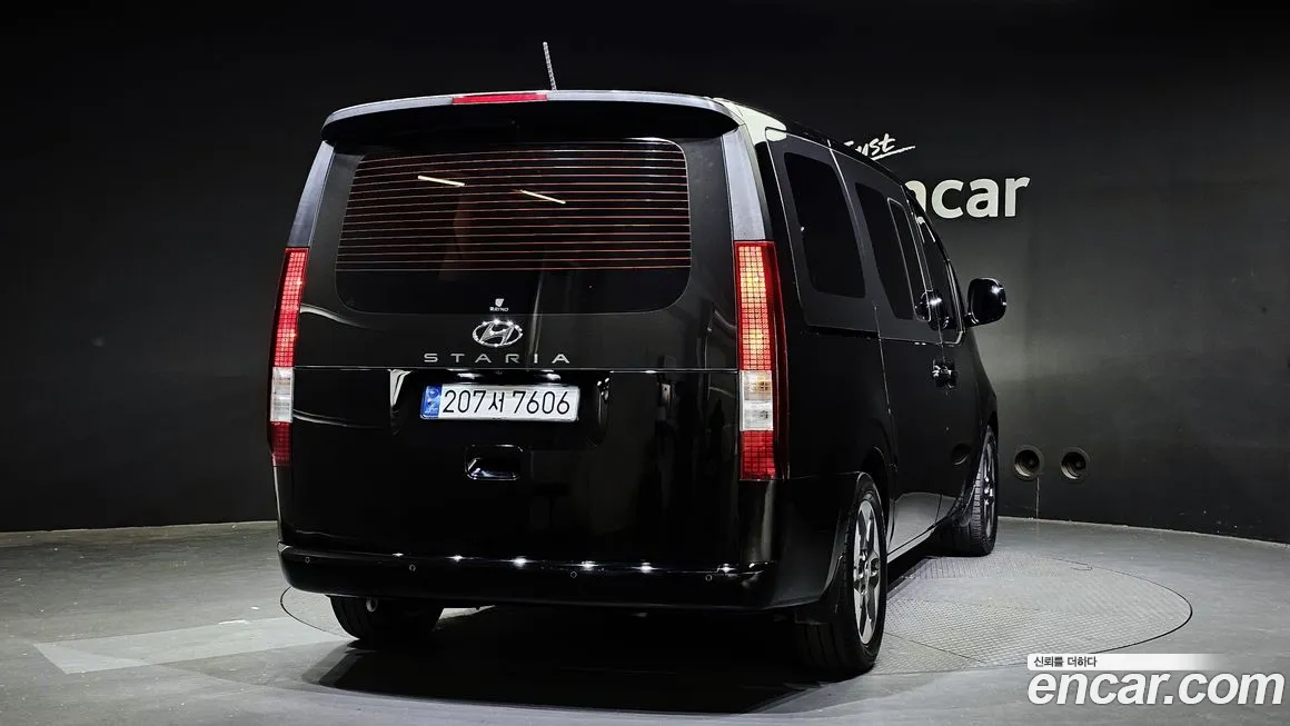 Hyundai Staria id 2156036 из Кореи 14