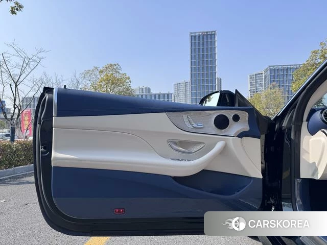 Mercedes-Benz E-class (imported) id 3908993 из Китая 10