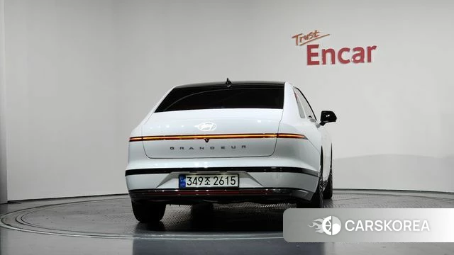 Hyundai Grandeur Hybrid (GN7) id 3883697 из Кореи 14