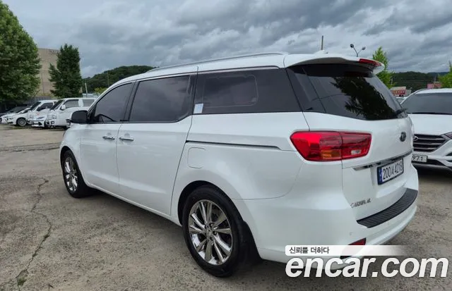 Kia The New Carnival id 2854961 из Кореи 12