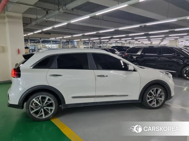 Kia The New Niro id 3982173 из Кореи 9