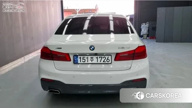 BMW 5 Series (G30) id 3494833 из Кореи 12