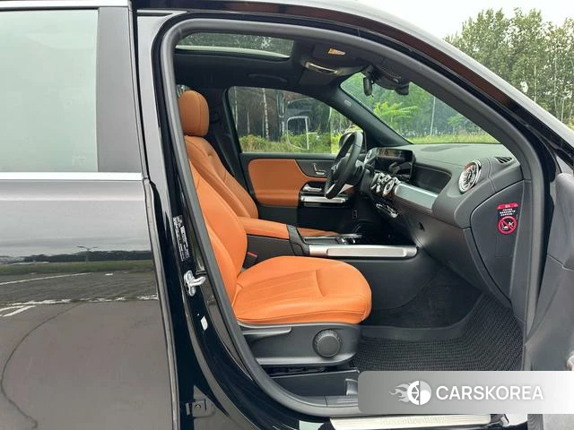 Mercedes-Benz GLB id 4387666 из Китая 19