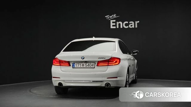 BMW 5 Series (G30) id 4435125 из Кореи 27