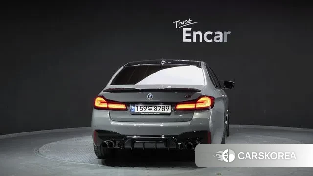 BMW 5 Series (G30) id 3438055 из Кореи 14