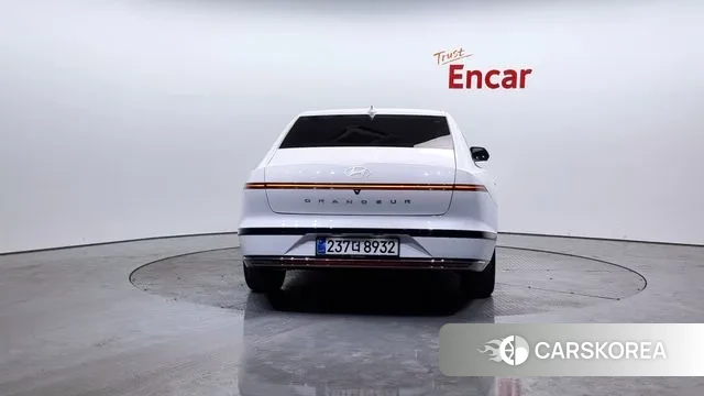 Hyundai Grandeur Hybrid (GN7) id 3517500 из Кореи 14