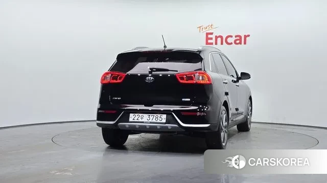 Kia Niro id 3651902 из Кореи 14