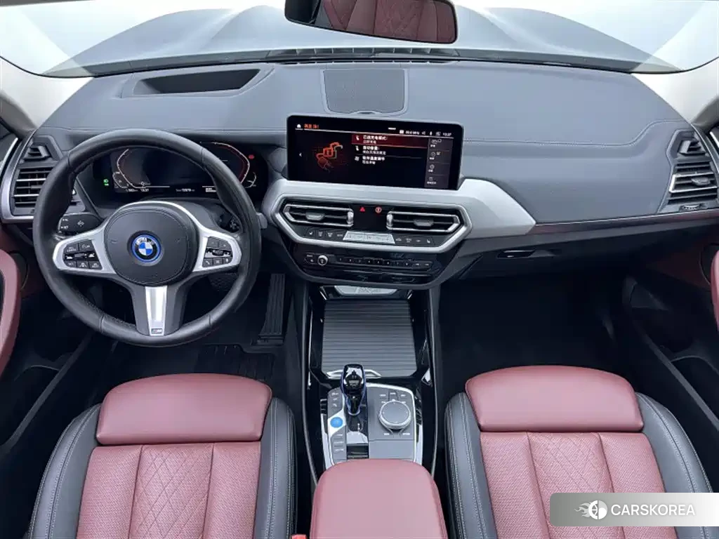 BMW iX3 2022 Silver/gray из Китая, фото 6