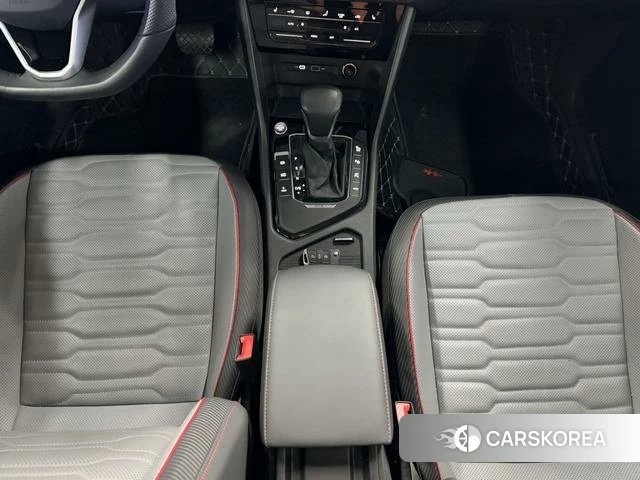 Volkswagen Tiguan L PHEV id 4342210 из Китая 12