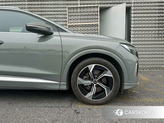 Audi Q4 e-tron id 3909004 из Китая 10