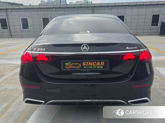 Mercedes-Benz E-Class W214 id 4879322 из Кореи 14