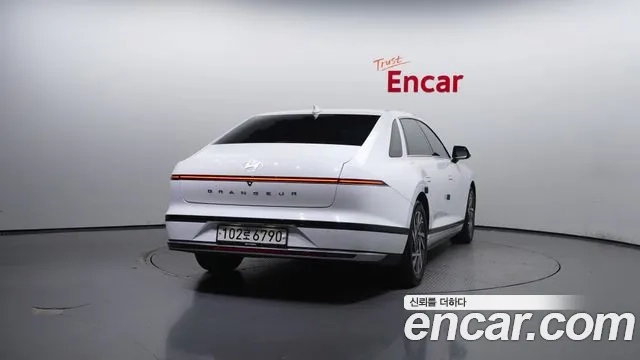 Hyundai Grandeur (GN7) id 2873632 из Кореи 14