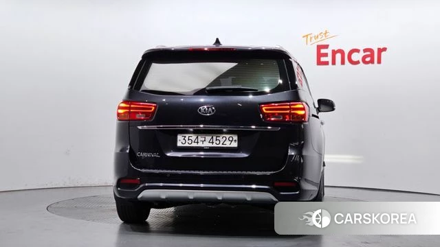 Kia The New Carnival id 4465576 из Кореи 14