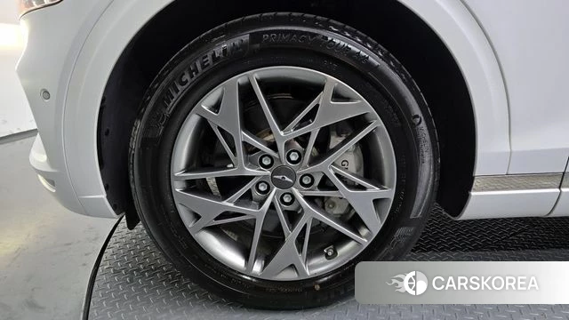 Genesis GV70 id 3793937 из Кореи 14