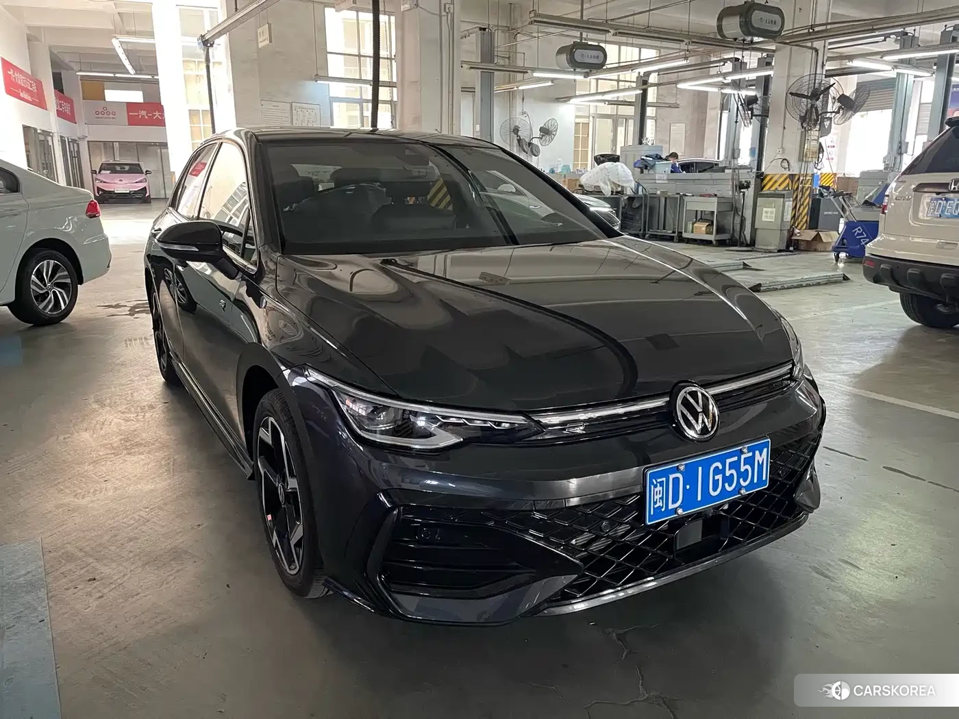Volkswagen Golf 2025 Silver/gray из Китая, фото 5