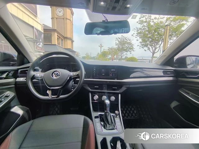 Volkswagen Bora 2021 Темно-серый из Китая, фото 4
