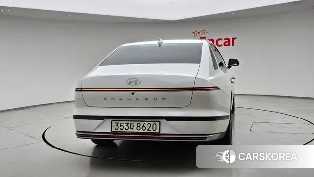 Hyundai Grandeur (GN7) id 3776302 из Кореи 14
