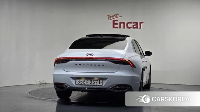 Hyundai The New Grandeur IG id 4402651 из Кореи 26
