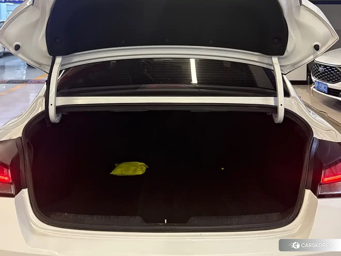 Hyundai Elantra id 4629743 из Китая 12