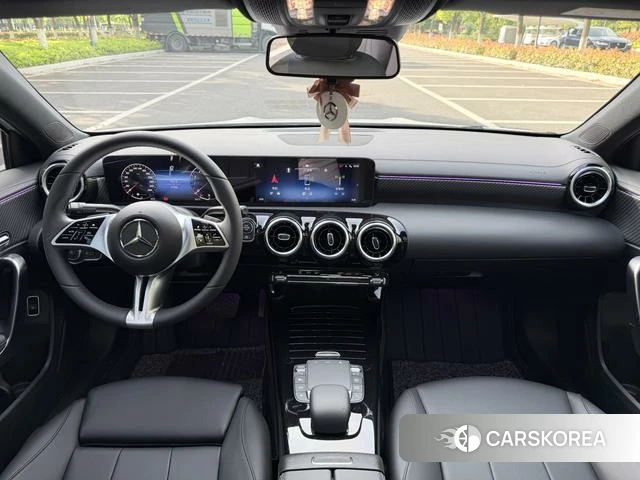 Mercedes-Benz Class A 2023 Белый из Китая, фото 5