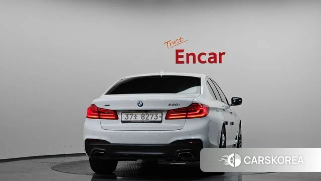 BMW 5 Series (G30) id 3924741 из Кореи 14