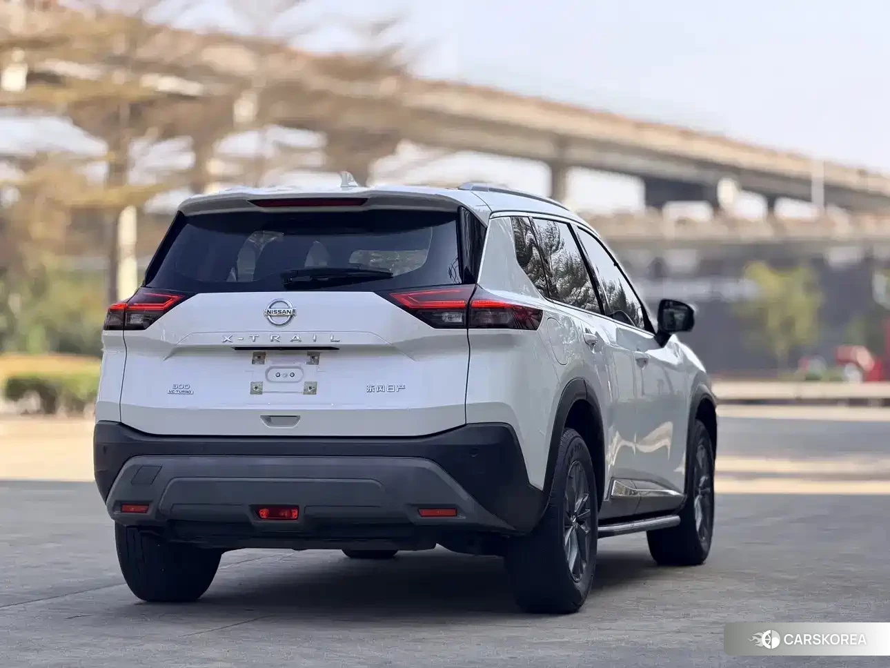 Nissan Qijun 2022 Белый из Китая, фото 4