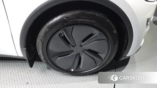 Tesla Model Y id 3585428 из Кореи 14