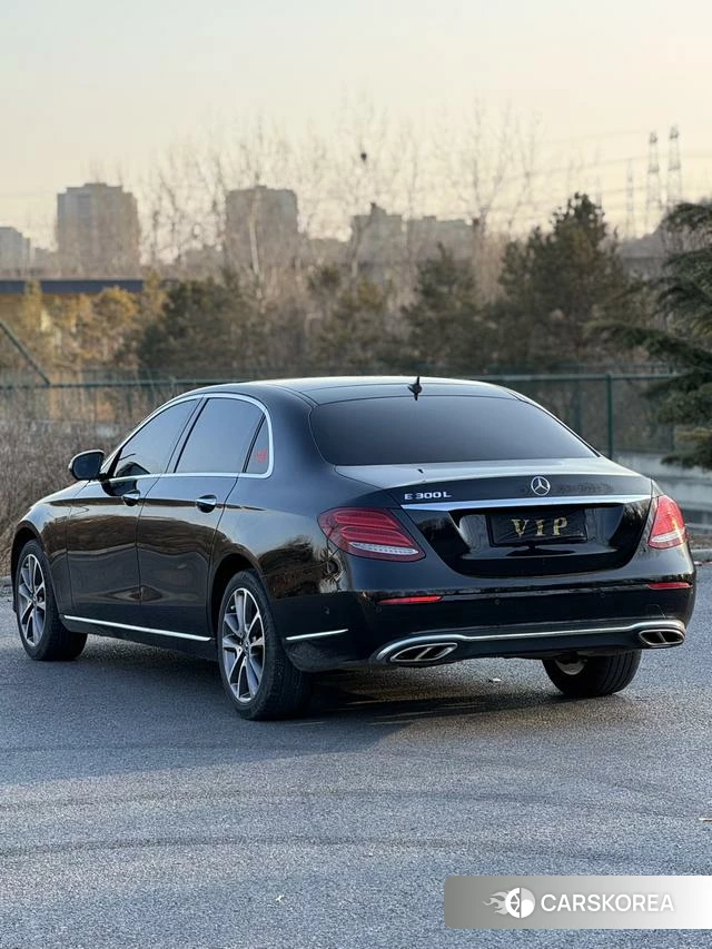 Mercedes-Benz E-class 2019 Черный из Китая, фото 4