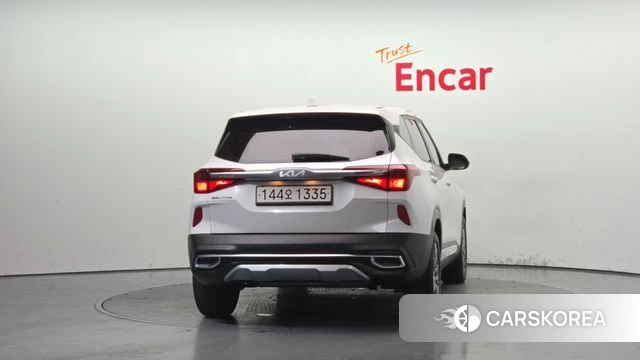 Kia Seltos id 4580316 из Кореи 24