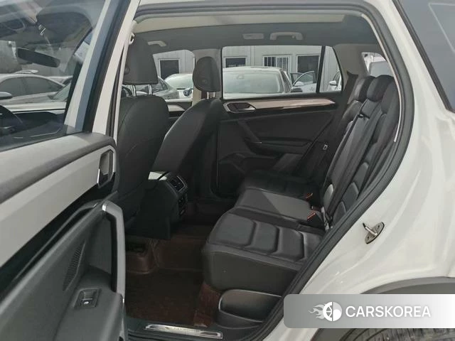 Volkswagen Tanyue 2022 Белый из Китая, фото 4