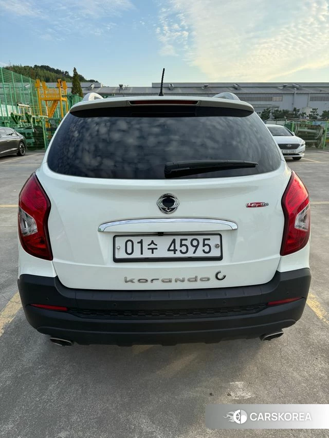 Ssangyong New Style Korando C id 4849928 из Кореи 12