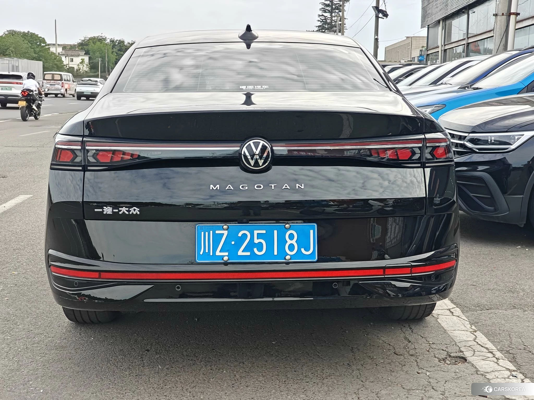 Volkswagen Magotan 2024 Черный из Китая, фото 6