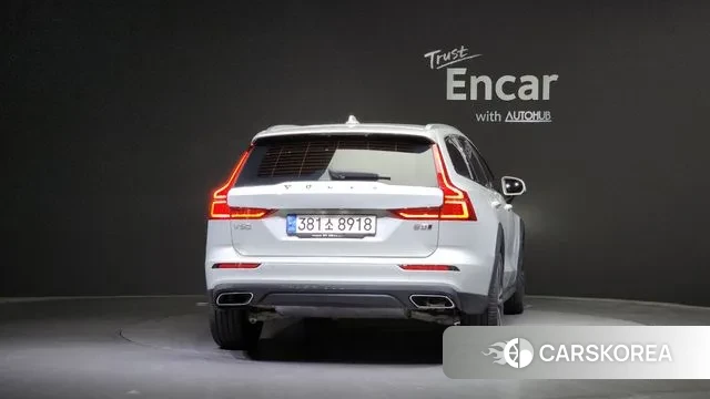 Volvo V60 Cross-Country 2nd Generation id 3023737 из Кореи 14