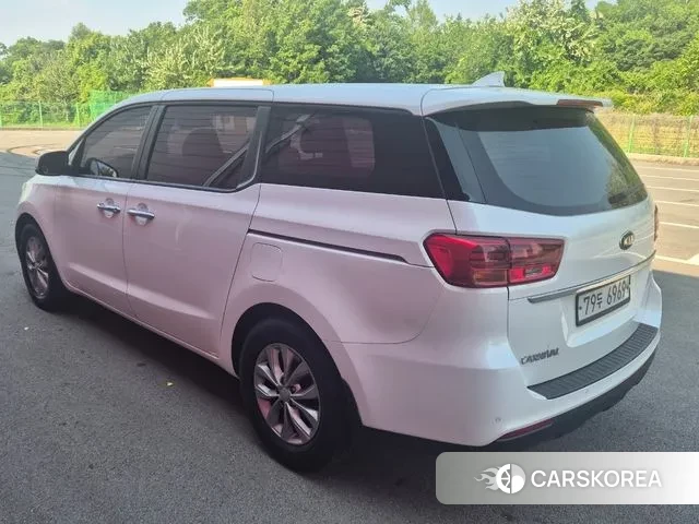 Kia The New Carnival id 3368675 из Кореи 8