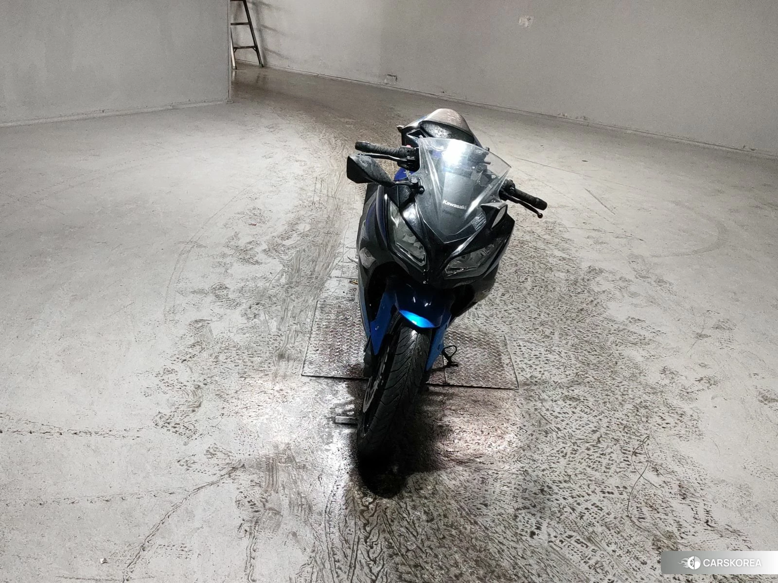 Проданный Kawasaki NINJA 250 2015 из Японии