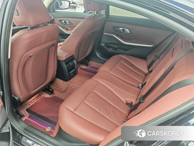 BMW 3 series id 4334755 из Китая 15