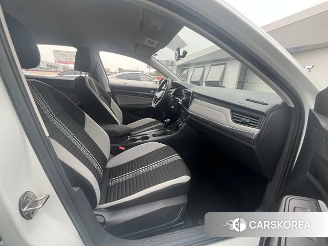 Volkswagen Bora id 4348702 из Китая 8