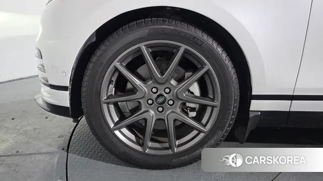 Land Rover Range Rover Velar id 3619830 из Кореи 14