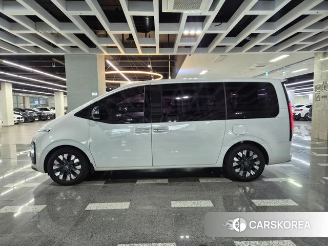Hyundai Staria id 4453341 из Кореи 11