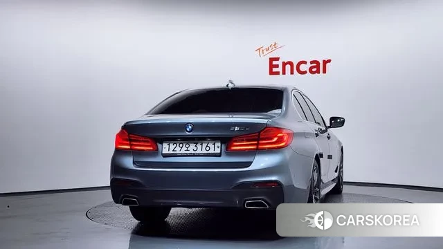 BMW 5 Series (G30) id 3692150 из Кореи 14