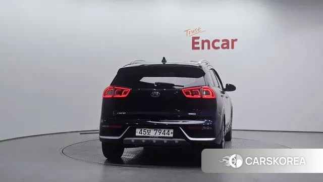 Kia Niro id 3060911 из Кореи 14
