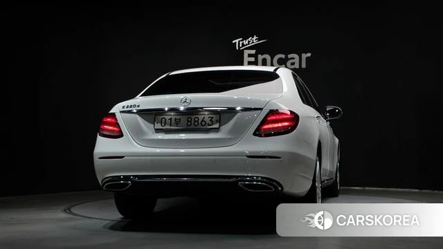 Mercedes-Benz E-Class W213 id 4605440 из Кореи 27