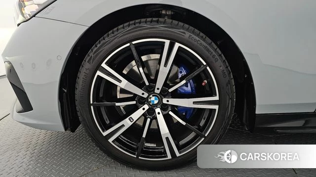 BMW 5 Series (G60) id 4480049 из Кореи 28