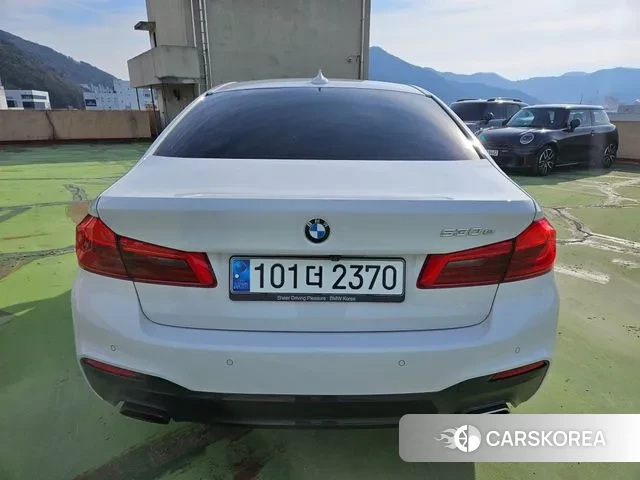 BMW 5 Series (G30) id 3544069 из Кореи 14