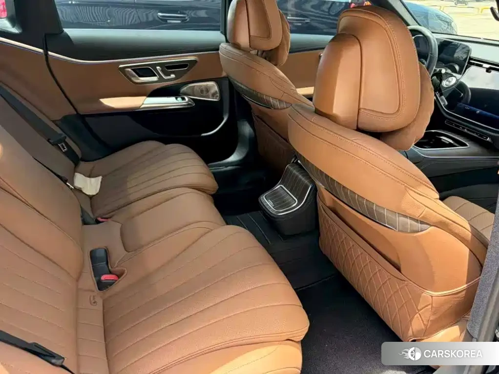 Mercedes-Benz E-Class 2025 Черный из Китая, фото 4