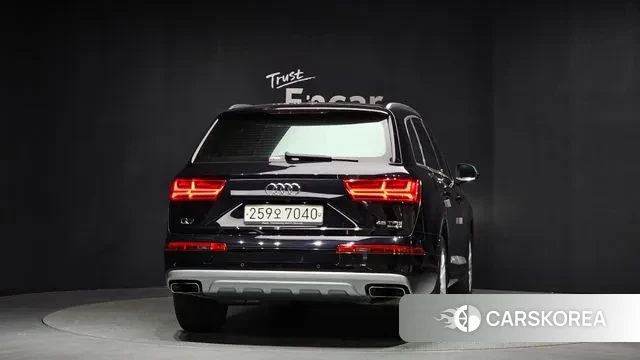 Audi Q7 (4M) id 3607945 из Кореи 14