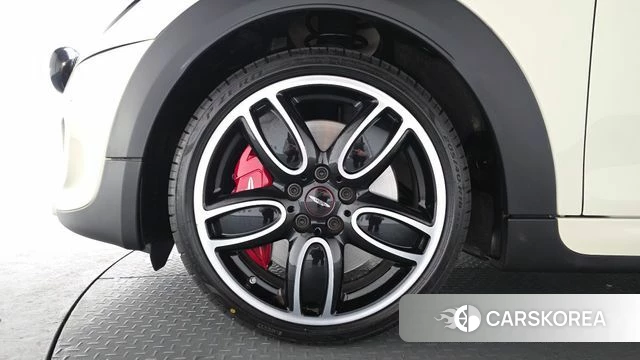 Mini Cooper S id 3866196 из Кореи 14